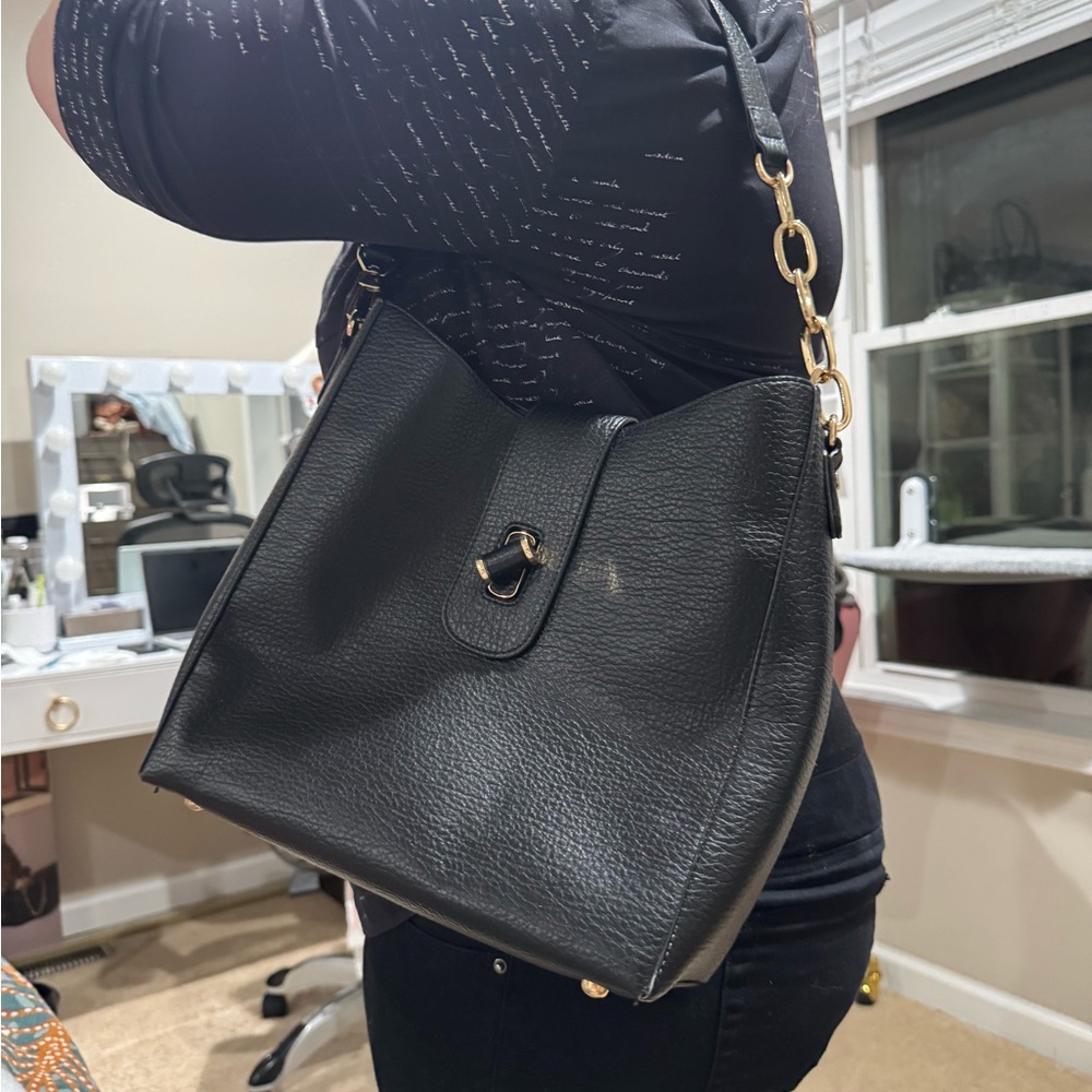 Black Women's Leather Tote Bag with Chain Detail - Made in Turkey